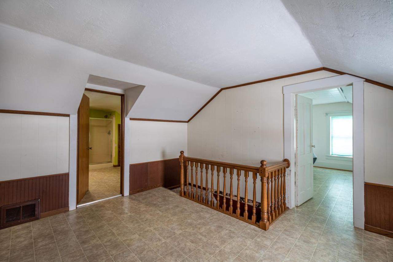 Weaver Ridge Manor Villa Millersburg Exterior photo
