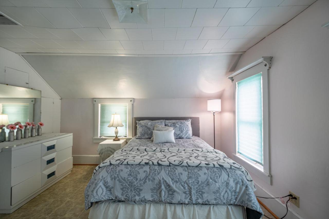 Weaver Ridge Manor Villa Millersburg Exterior photo